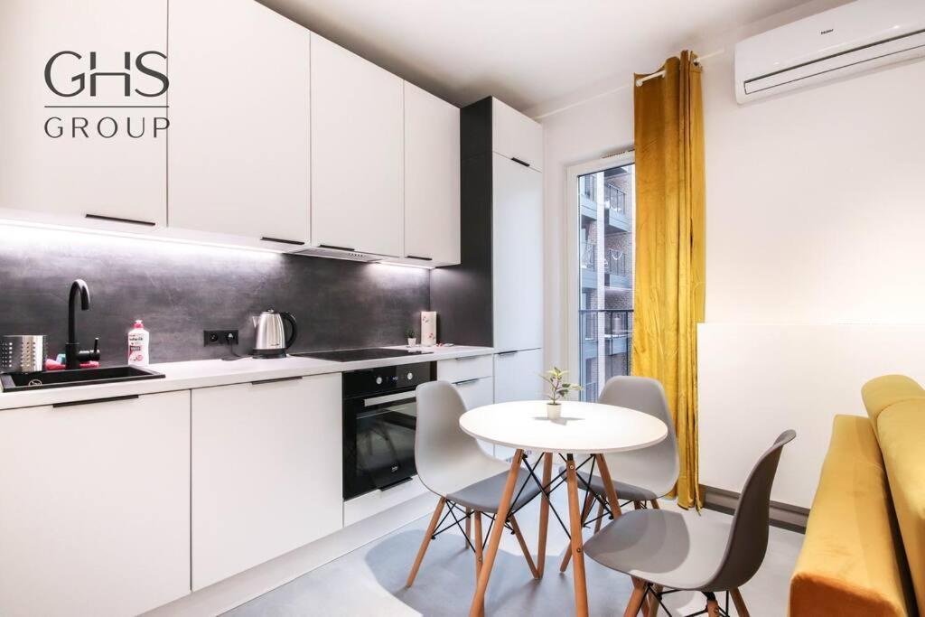Stylowy Apartament Blisko Dworca Glownego Lägenhet Kraków Exteriör bild